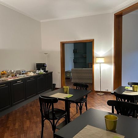 Room & Breakfast D'Annunzio Равенна Екстер'єр фото